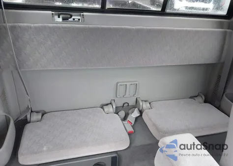 2001 Toyota Tacoma z USA, uszkodzony, nr VIN 5TEVL52NX1Z722127